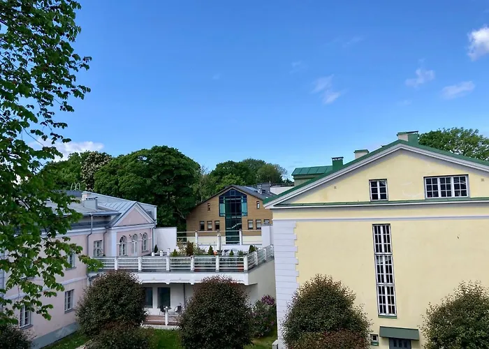 Tatari 32 Rooftop Апартаменты